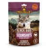 f31fb8a2857dde23b91aff97318dd44651e7ebd2 WB767059 Squashies Black Bird 300g SN 4260262767059 FRONT 1000px SHD Wolfsblut Squashies Black Bird 300 g zijn zachte, graanvrije hondensnacks met kalkoen en zoete aardappel voor een lekkere beloning.